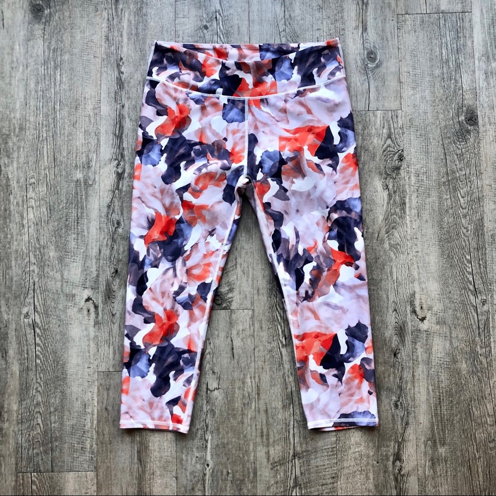 Fabletics Floral Crop Leggings